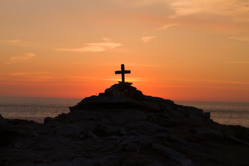 How Faith Empowers Women to Achieve Greatness